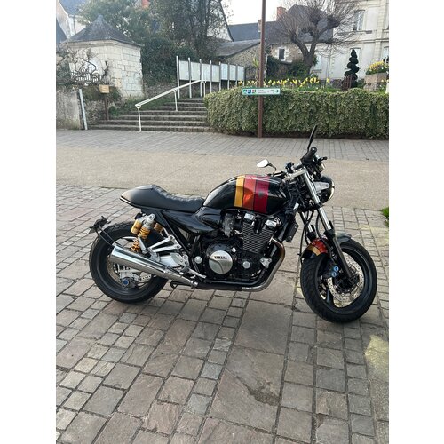 1300 XJR café racer