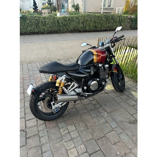 1300 XJR café racer