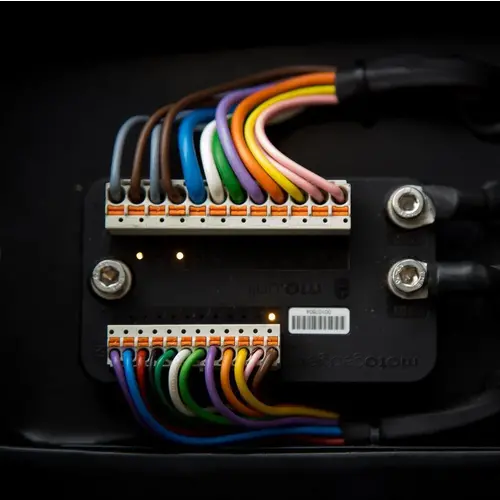 Motogadget mo.unit Blue - Boîtier de commande électronique Bluetooth pour smartphone (m.unit)