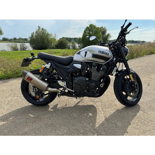 Yamaha XJR 1300 Retro Style
