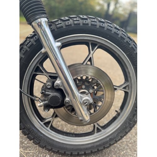 Suzuki GS550 'Barry Sheen' LIBRE DE IMPUESTOS | SERVICIO IMPORTANTE |