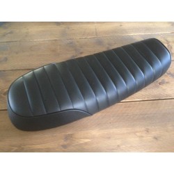 Classic Brat Seat Tuck 'N Roll Black 86