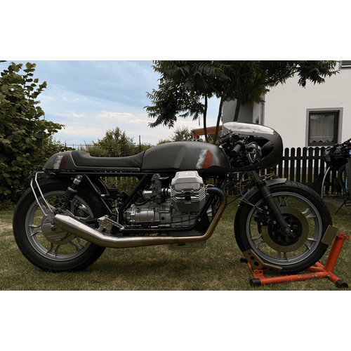 Moto Guzzi Le Mans 3