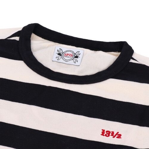 13½ KOC Langarmshirt in Schwarz/Weiß – 100 % Baumwolle mit auffälligem Aufdruck