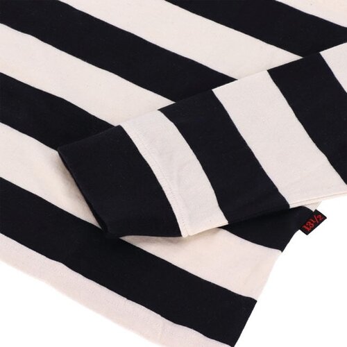 13½ KOC Langarmshirt in Schwarz/Weiß – 100 % Baumwolle mit auffälligem Aufdruck