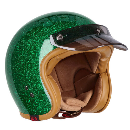 13½ Skull Bucket Helmet Lucky Clover met ECE 22.06-certificering.