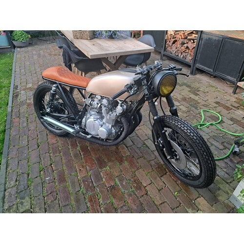 Cafe Racer Suzuki GS550