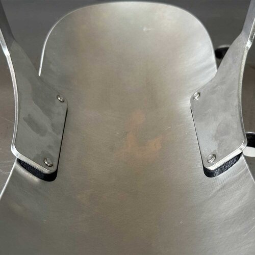 Raw Metal Racers Guardabarros delantero de aluminio para conversión de horquilla SRAD de GSX-R 1996-2000