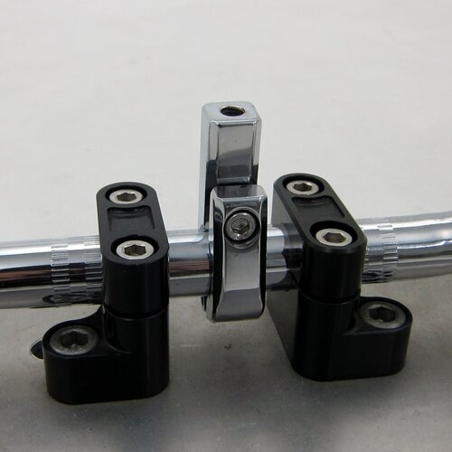 Daytona Soporte Superior Universal Cromado para Tubo 7/8" (22,2 mm), Rosca M10