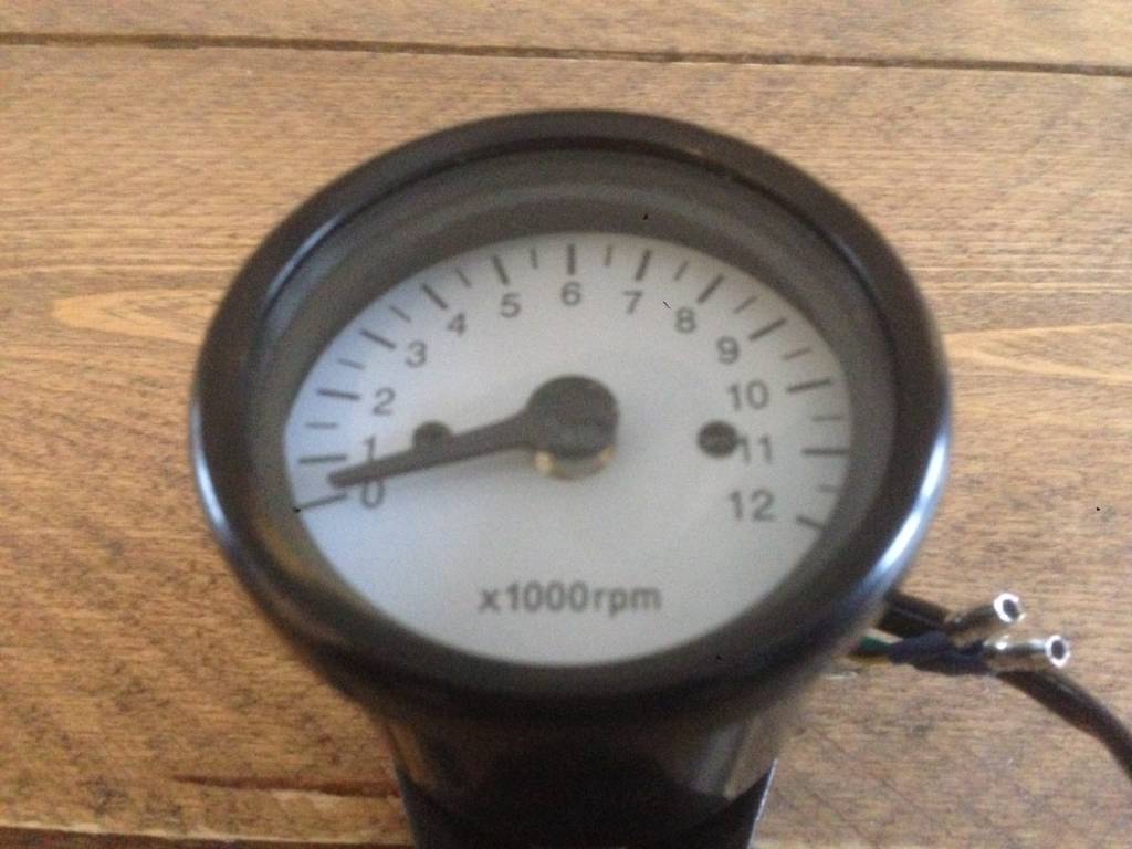 12.000 Drehzahlmesser Tachometer 60mm Elektrisch Schwartz/Weiss