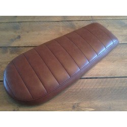 Brat Seat Tuck 'N Roll Vintage Brown Wide 71