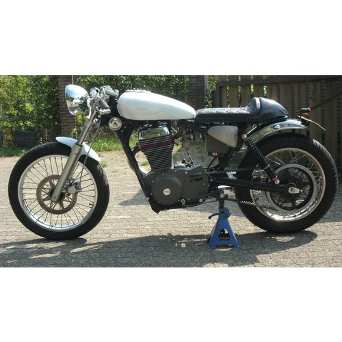 C.Racer Cafe Racer Sitzbank Diamond Schwarz Type 27