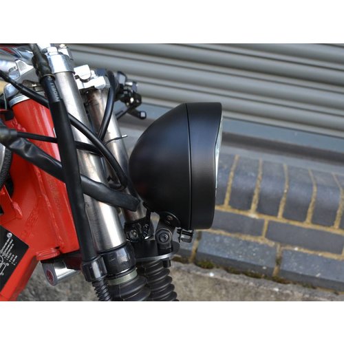 5.9" Flat Koplamp Bottom Mount Zwart