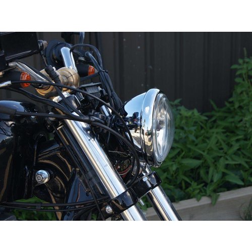 5.75" Classic Chrome Headlight with Bottom Mount