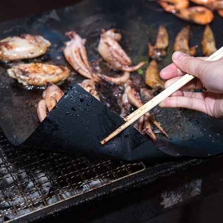 Geeek Ofenschutz / BBQ Grillmatte - Hitzebeständig und wiederverwendbar