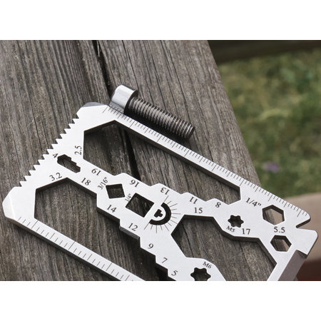 MyEDC Wallet Card 34 in 1 - Multitool Gadget mit 34 Funktionen - Multi Tool In Kreditkartengrösse - Survival Gadget