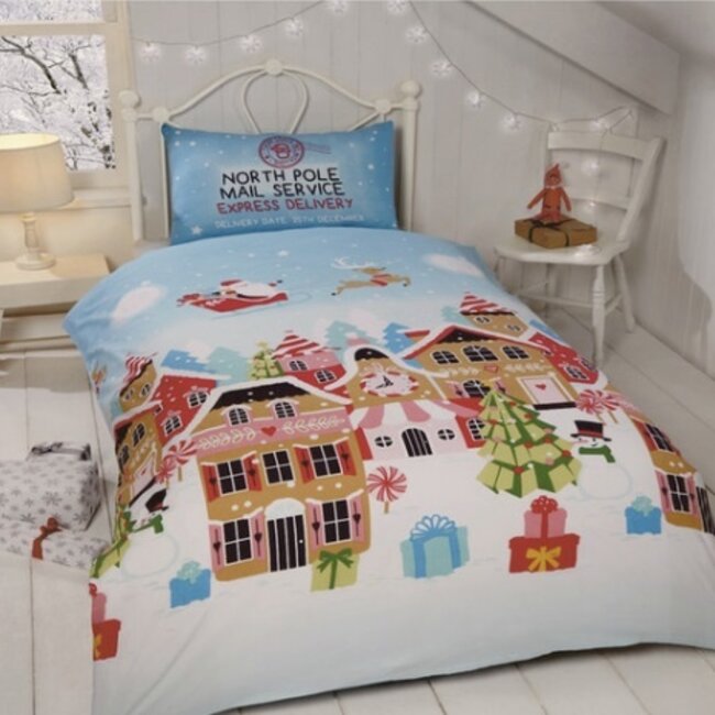 Kerst peuter dekbedovertrek Gingerbread town - 120x150 + 40x60 cm