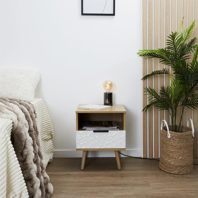 Nachtkastje met groot vak en 1 lade