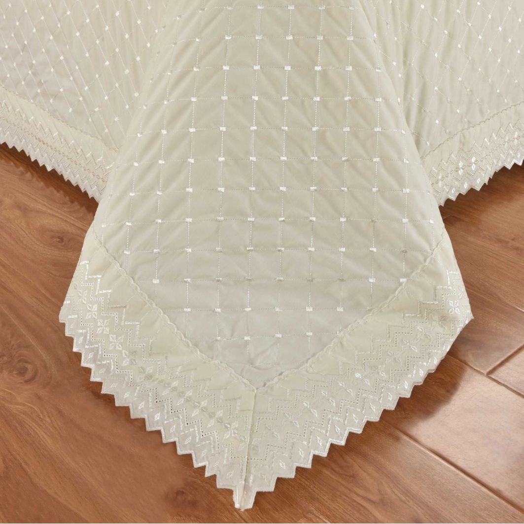 Broderie sprei Richmond - crème - 254x254 cm