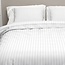 B-keus Hotelstreep dekbedovertrek - wit - katoen satijn - eenpersoons - 140x220 cm
