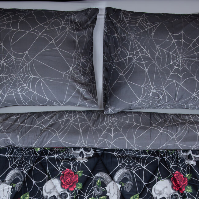 Dekbed zonder overtrek inclusief kussensloop - Skulls & Roses - Microvezel - 300gsm