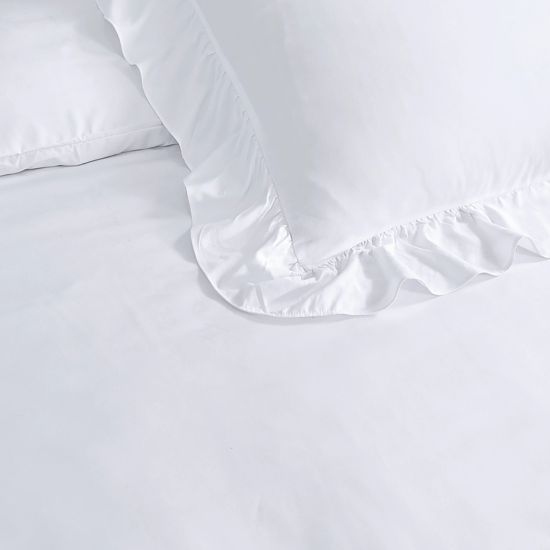Microvezel dekbedovertrek Ruffles - Wit