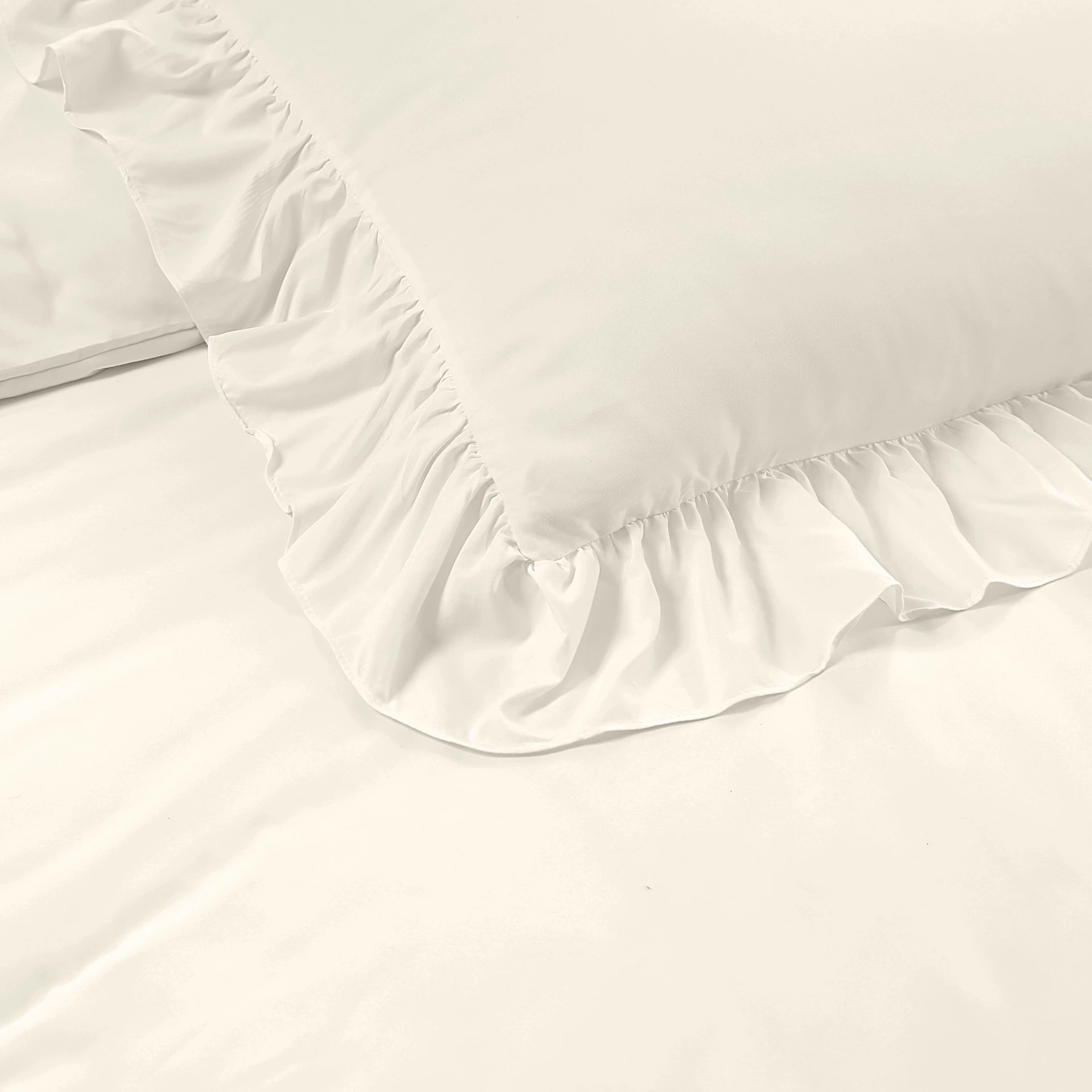 Microvezel dekbedovertrek Ruffles - Crème