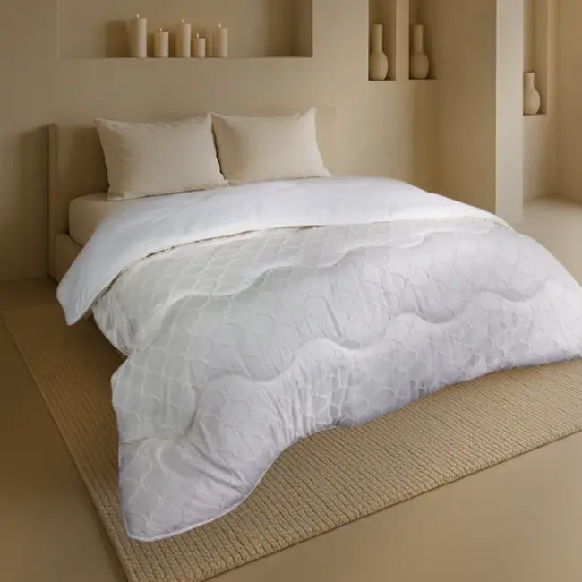 Easy dekbed zonder overtrek inclusief kussensloop - Tufted Curve - wit