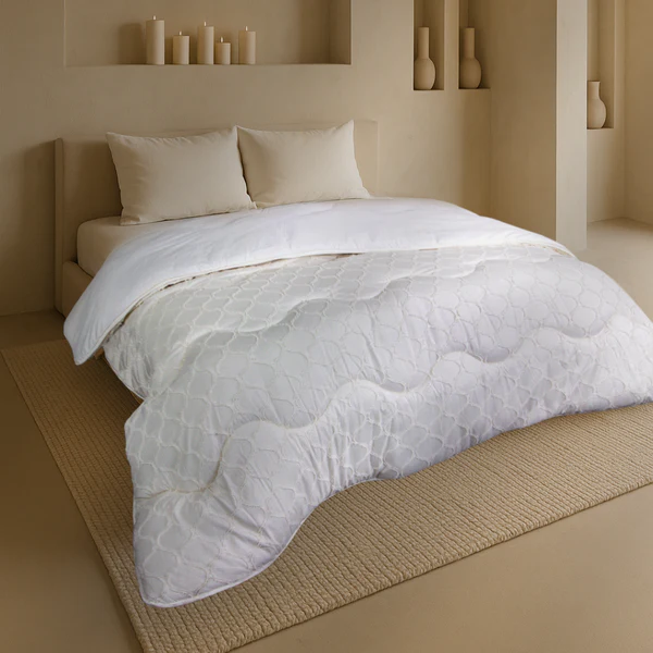 Eazy dekbed zonder overtrek inclusief kussensloop - Tufted Curve - wit