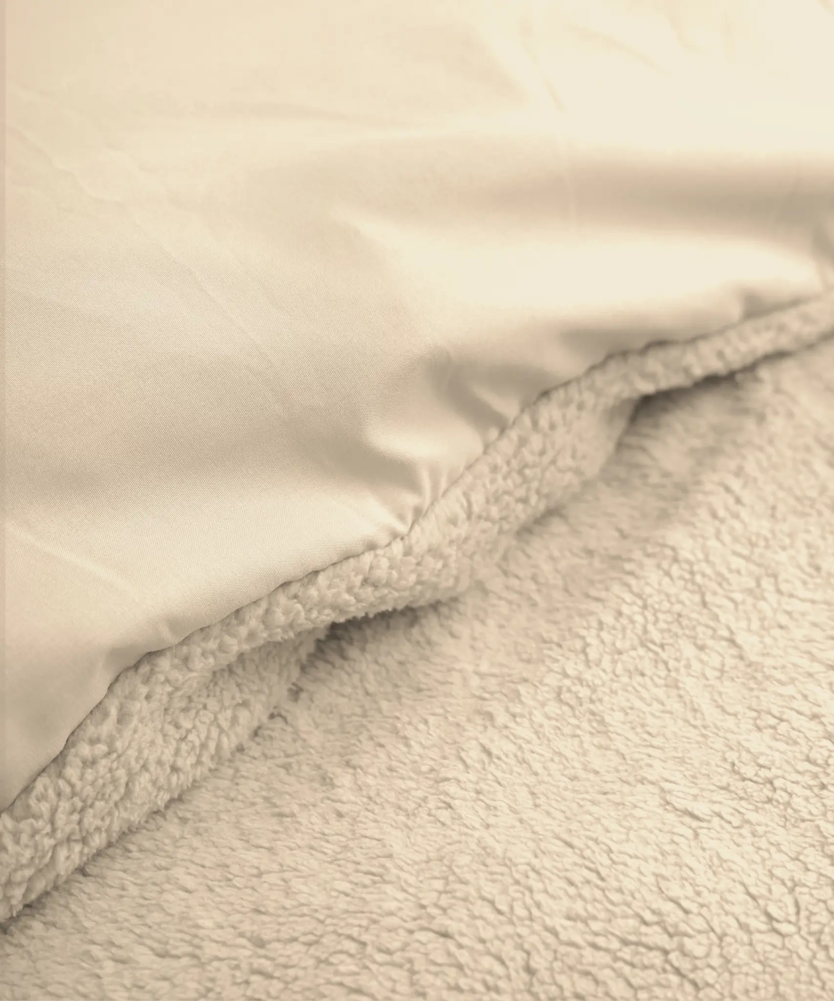 B-Keuze Teddy fleece dekbedovertrek onderkant microvezel - zand - 240x220 + 2st. 60x70 cm