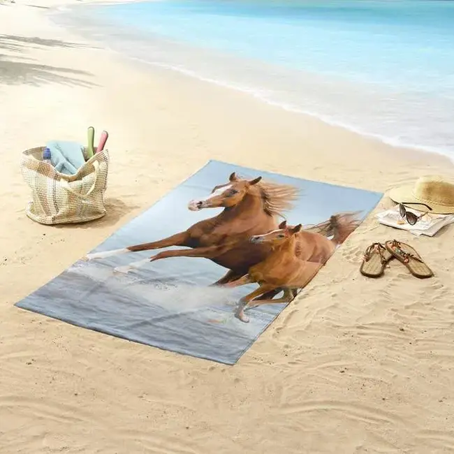 Strandlaken Merrie met veulen - 75x150 cm