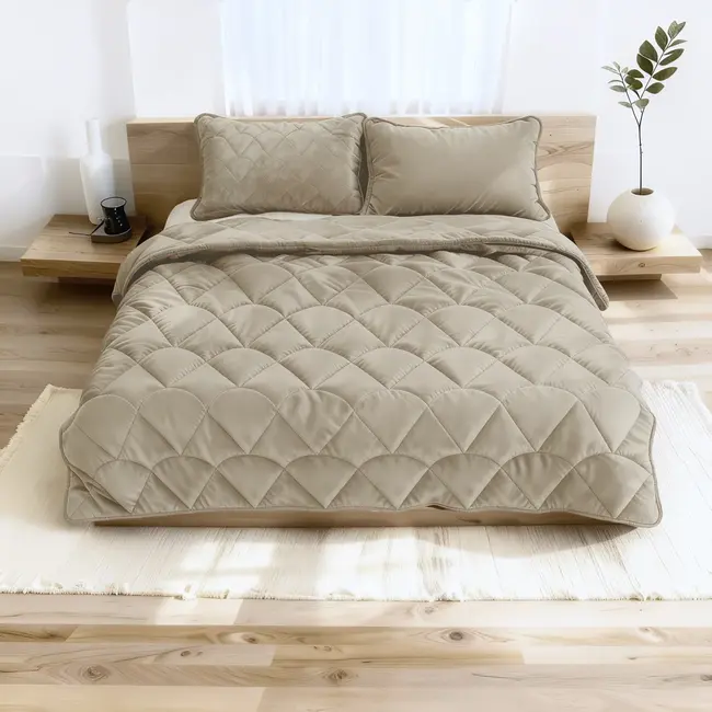Lazy Velvet dekbed zonder overtrek inclusief kussensloop - taupe/grijs