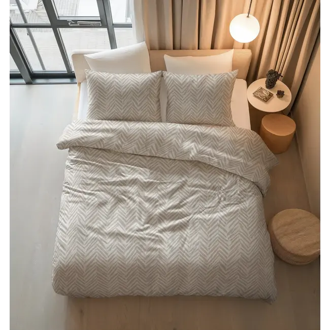 Katoen dekbedovertrek Ethnic in zand met vissengraatmotief