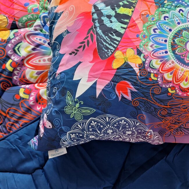 Dekbed zonder overtrek inclusief kussensloop Butterfly Kingdom - microvezel