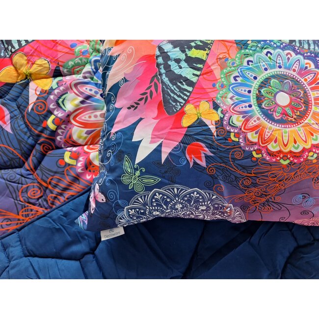 Dekbed zonder overtrek inclusief kussensloop Butterfly Kingdom - microvezel