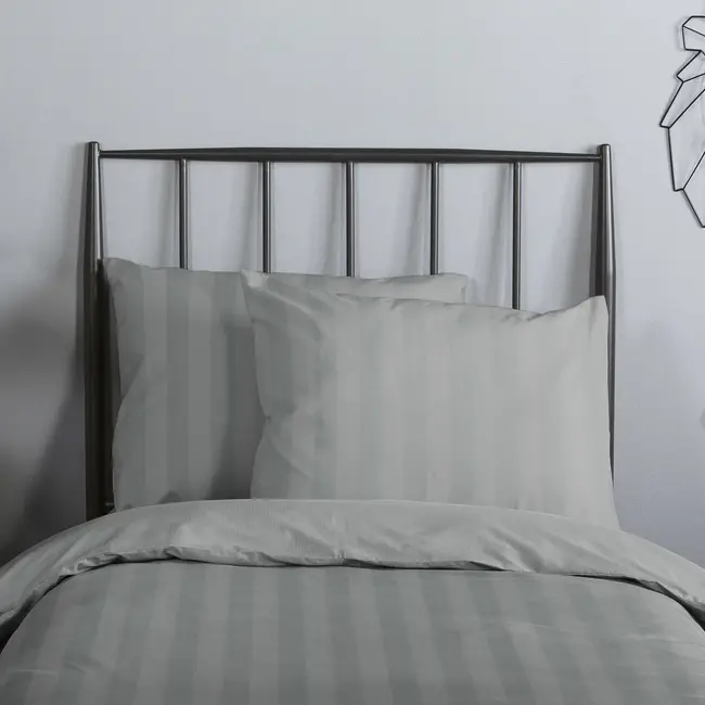 Peuterbed dekbedovertrek streep - grijs - katoesatijn - 120x150 x 60x70 cm