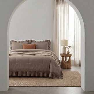 Sleeptime Lazy dekbed zonder overtrek Ruffles - exclusief kussensloop - Taupe