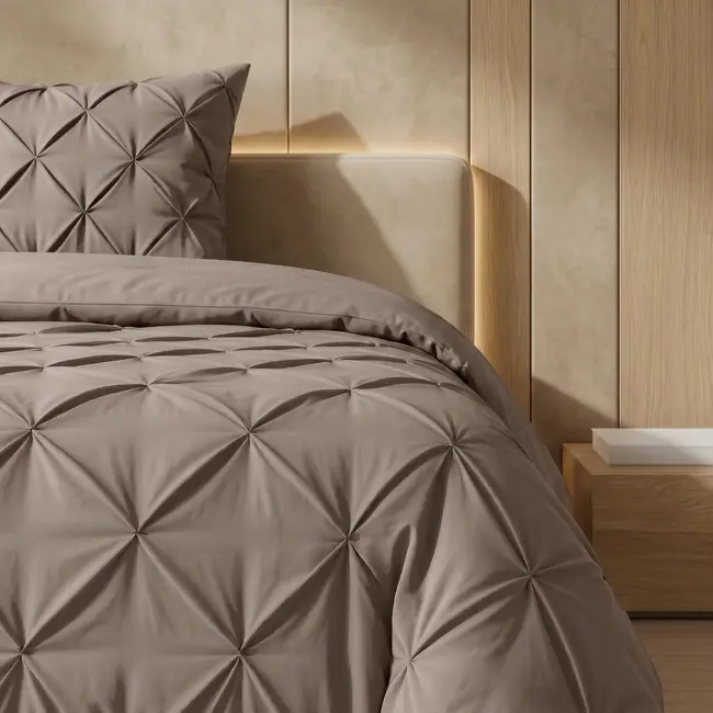 Lazy dekbed zonder overtrek Pintuck - taupe - exclusief kussensloop
