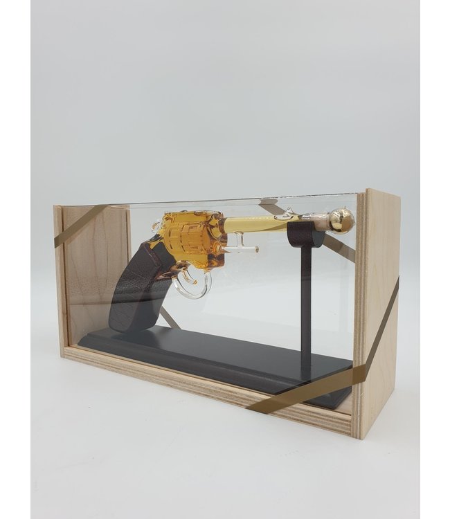 Revolver In Houten Displaybox Met Whisky 0,10 ltr 40%
