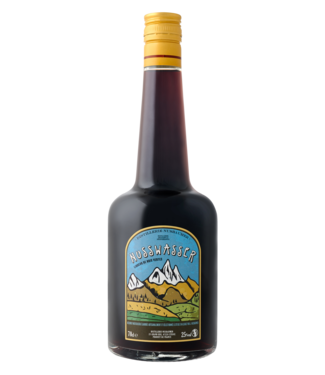 Nusbaumer Nusbaumer Nusswasser Liqueur de Noix 0,70 ltr 25%