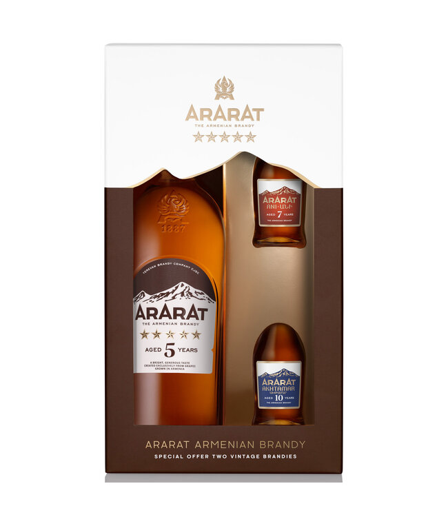 Ararat 5 Years Old Met 2 Mini´s Geschenkdoos 0,70 ltr 40%
