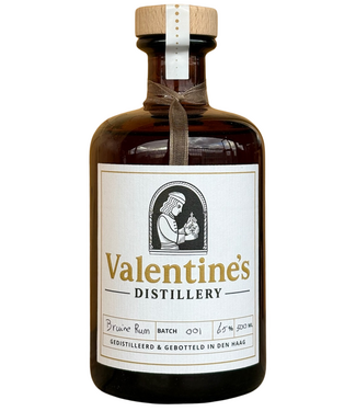 Valentine's Distillery Valentine's Bruine Rum 0,50 ltr 65%