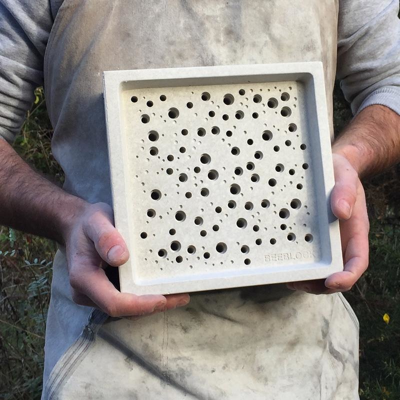 Bees Block XL
