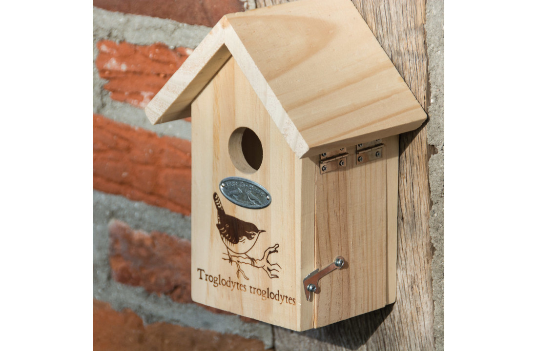 Nest box Wren silhouette