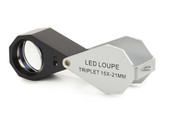 Klappbare Lupe Triplet 15x mit LED-Beleuchtung