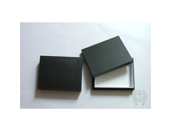 Sturdy transport box