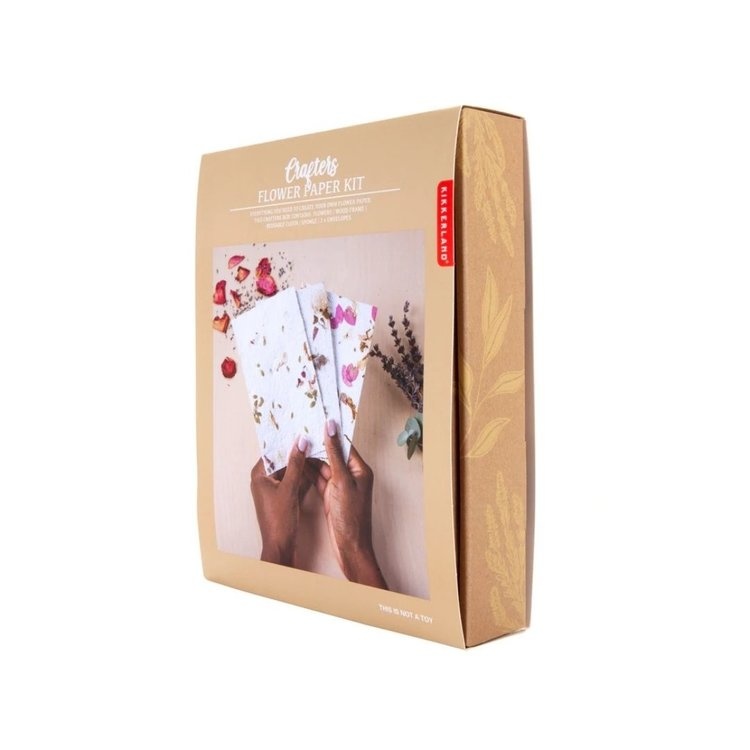 Kikkerland Crafters Flower Paper Kit