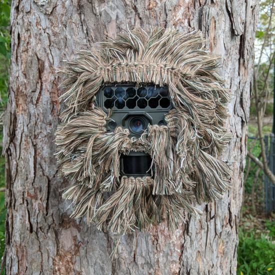 Cambush - Camouflage / Ghillie suit for trail cameras