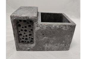 Bricks 4 Bees Beepot