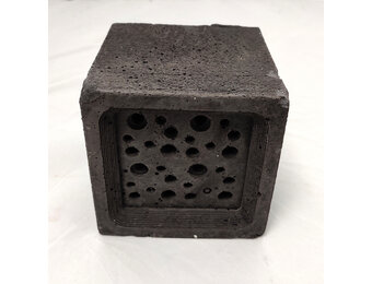 Bricks 4 Bees Bee Block Large